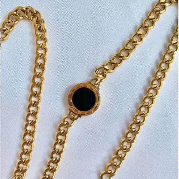 NEW! Reversible Necklace. Black/White. - Picture 6 of 12